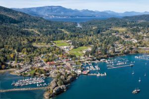 Kayaking In The Gulf Islands • Salt Spring Island - Traveling Islanders