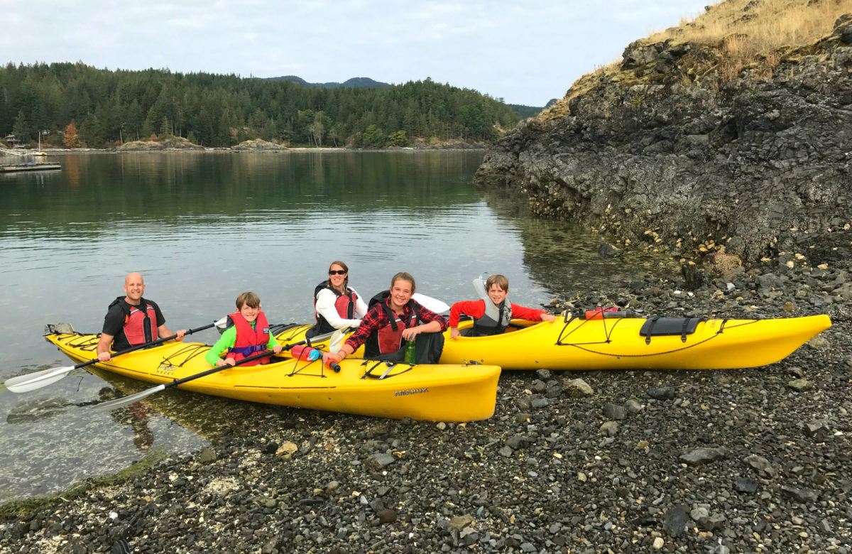 Quadra Island Kayaking Adventure - Traveling Islanders